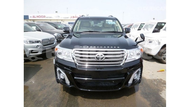 Big with watermark toyota land cruiser dushanbe import dubai 2446
