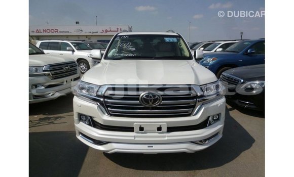 Buy Import Toyota Land Cruiser White Car in Import - Dubai in Dushanbe Buy Import Toyota Land Cruiser White Car in Import - Dubai in Dushanbe
