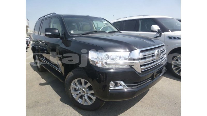 Big with watermark toyota land cruiser dushanbe import dubai 2451