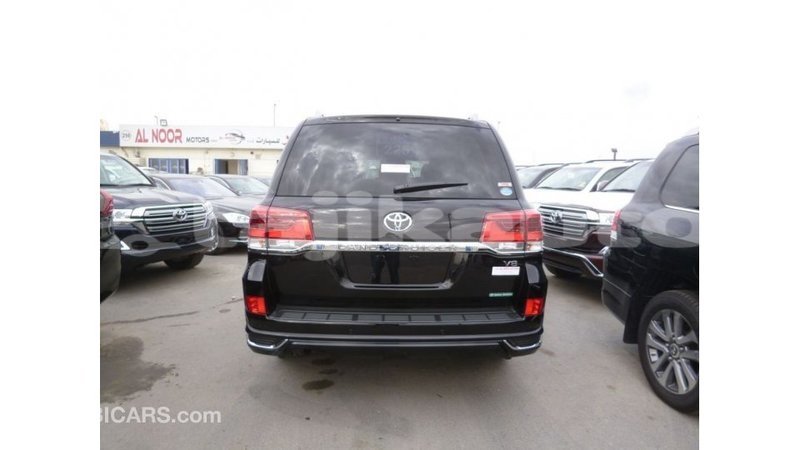 Big with watermark toyota land cruiser dushanbe import dubai 2463