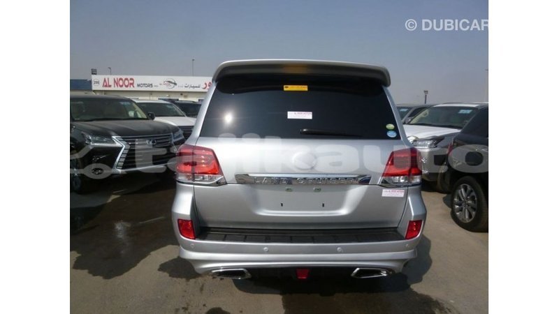 Big with watermark toyota land cruiser dushanbe import dubai 2464