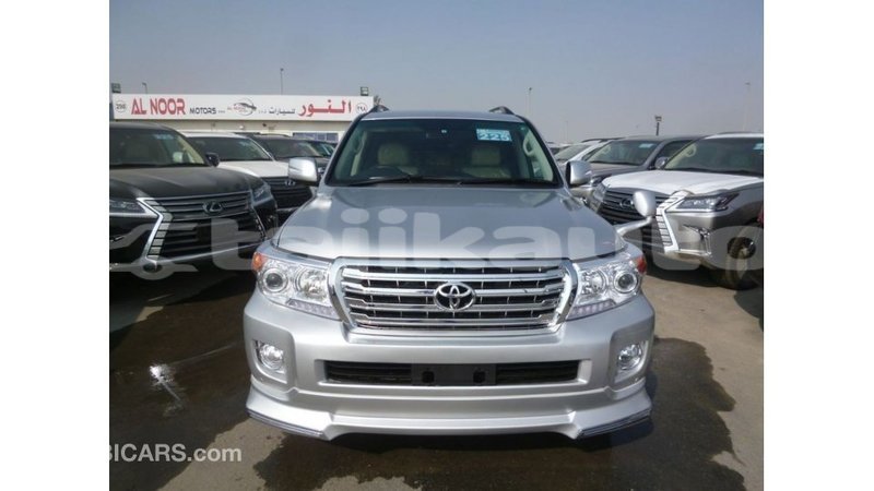 Big with watermark toyota land cruiser dushanbe import dubai 2464