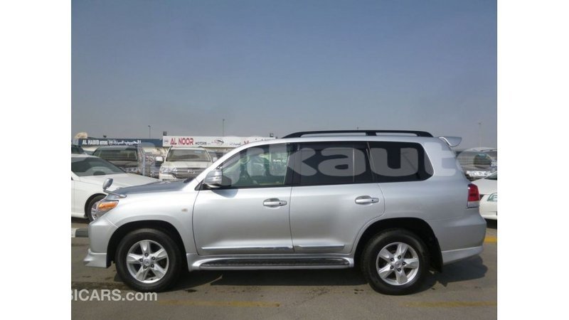 Big with watermark toyota land cruiser dushanbe import dubai 2464