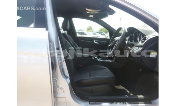 Buy Import Mercedes-Benz 200 Other Car in Import - Dubai in Dushanbe Buy Import Mercedes-Benz 200 Other Car in Import - Dubai in Dushanbe