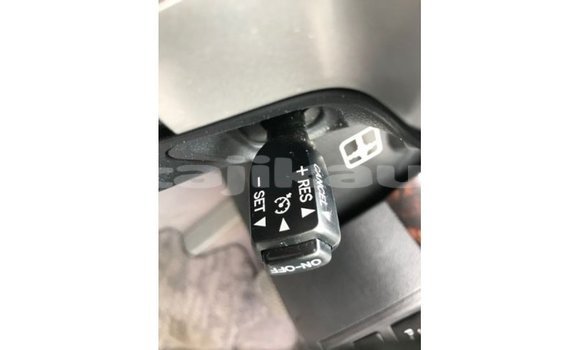 Buy Import Toyota Land Cruiser White Car in Import - Dubai in Dushanbe Buy Import Toyota Land Cruiser White Car in Import - Dubai in Dushanbe