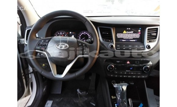 Buy Import Hyundai Tucson White Car in Import - Dubai in Dushanbe Buy Import Hyundai Tucson White Car in Import - Dubai in Dushanbe
