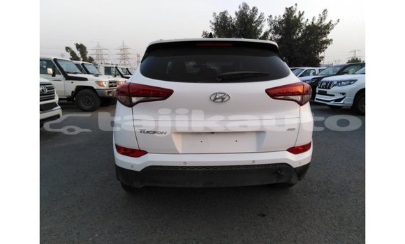 Buy Import Hyundai Tucson White Car in Import - Dubai in Dushanbe Buy Import Hyundai Tucson White Car in Import - Dubai in Dushanbe