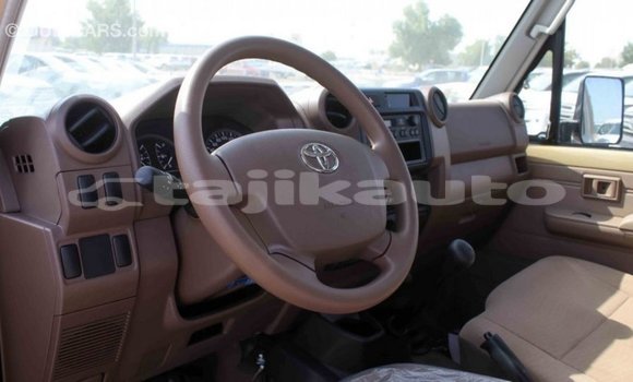 Buy Import Toyota Land Cruiser Beige Car in Import - Dubai in Dushanbe Buy Import Toyota Land Cruiser Beige Car in Import - Dubai in Dushanbe