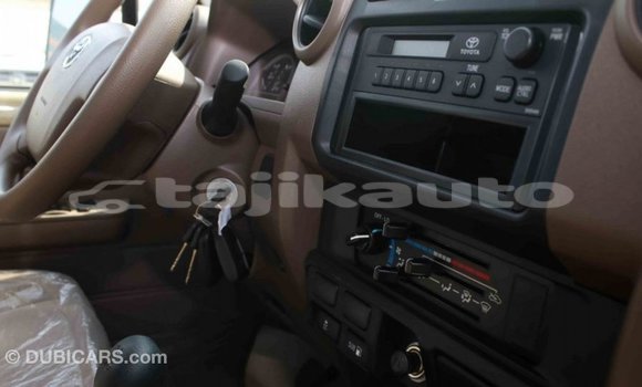 Buy Import Toyota Land Cruiser Beige Car in Import - Dubai in Dushanbe Buy Import Toyota Land Cruiser Beige Car in Import - Dubai in Dushanbe
