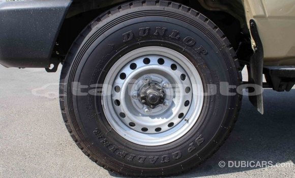 Buy Import Toyota Land Cruiser Beige Car in Import - Dubai in Dushanbe Buy Import Toyota Land Cruiser Beige Car in Import - Dubai in Dushanbe