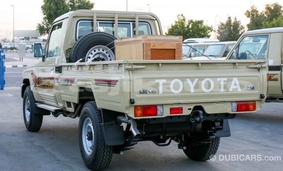 Buy Import Toyota Land Cruiser Beige Car in Import - Dubai in Dushanbe Buy Import Toyota Land Cruiser Beige Car in Import - Dubai in Dushanbe