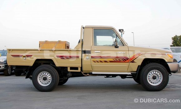 Buy Import Toyota Land Cruiser Beige Car in Import - Dubai in Dushanbe Buy Import Toyota Land Cruiser Beige Car in Import - Dubai in Dushanbe