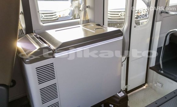 Buy Import Toyota Coaster White Car in Import - Dubai in Dushanbe Buy Import Toyota Coaster White Car in Import - Dubai in Dushanbe