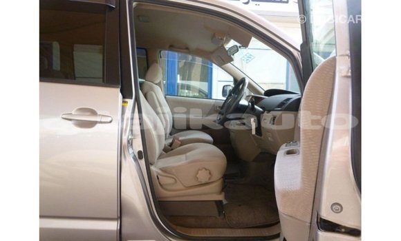 Buy Import Toyota Voxy Other Car in Import - Dubai in Dushanbe Buy Import Toyota Voxy Other Car in Import - Dubai in Dushanbe