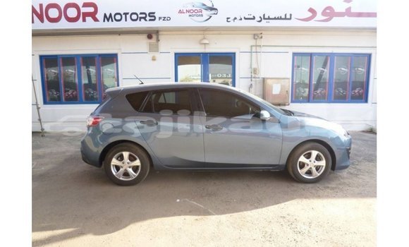 Buy Import Mazda 3 Blue Car in Import - Dubai in Dushanbe
