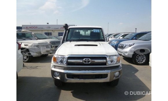 Buy Import Toyota Land Cruiser White Car in Import - Dubai in Dushanbe Buy Import Toyota Land Cruiser White Car in Import - Dubai in Dushanbe