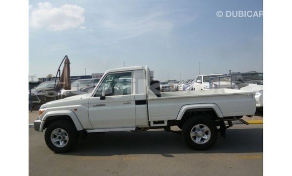 Buy Import Toyota Land Cruiser White Car in Import - Dubai in Dushanbe Buy Import Toyota Land Cruiser White Car in Import - Dubai in Dushanbe