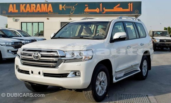 Buy Import Toyota Land Cruiser White Car in Import - Dubai in Dushanbe Buy Import Toyota Land Cruiser White Car in Import - Dubai in Dushanbe