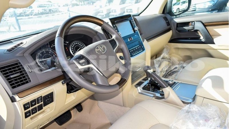 Big with watermark toyota land cruiser dushanbe import dubai 2493