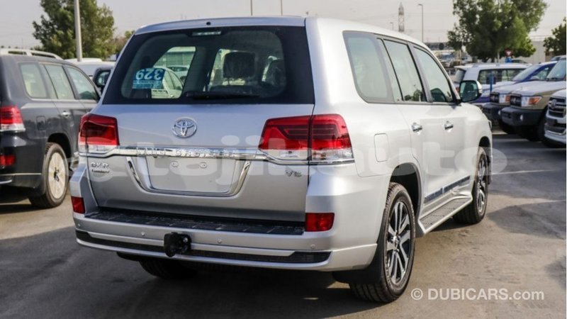 Big with watermark toyota land cruiser dushanbe import dubai 2494