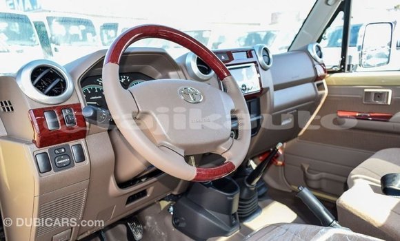 Buy Import Toyota Land Cruiser Beige Car in Import - Dubai in Dushanbe Buy Import Toyota Land Cruiser Beige Car in Import - Dubai in Dushanbe