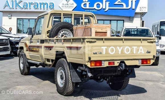 Buy Import Toyota Land Cruiser Beige Car in Import - Dubai in Dushanbe Buy Import Toyota Land Cruiser Beige Car in Import - Dubai in Dushanbe