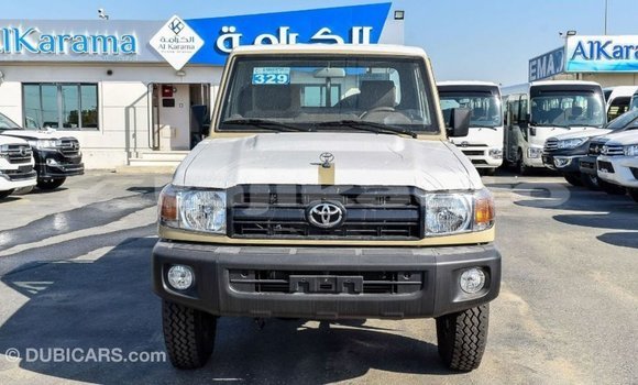 Buy Import Toyota Land Cruiser Beige Car in Import - Dubai in Dushanbe Buy Import Toyota Land Cruiser Beige Car in Import - Dubai in Dushanbe
