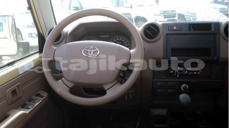 Big with watermark toyota land cruiser dushanbe import dubai 2499