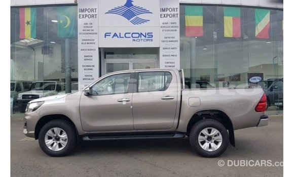 Buy Import Toyota Hilux Brown Car in Import - Dubai in Dushanbe Buy Import Toyota Hilux Brown Car in Import - Dubai in Dushanbe