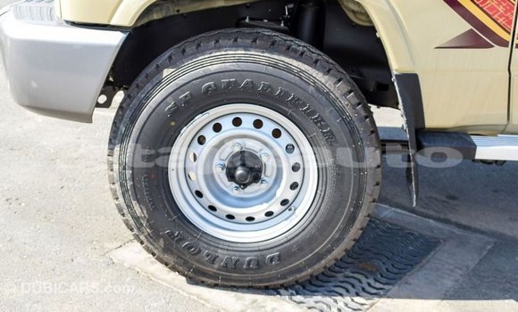 Buy Import Toyota Land Cruiser Beige Car in Import - Dubai in Dushanbe Buy Import Toyota Land Cruiser Beige Car in Import - Dubai in Dushanbe