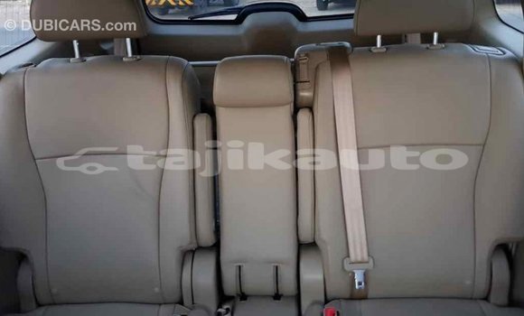 Buy Import Toyota Highlander Green Car in Import - Dubai in Dushanbe Buy Import Toyota Highlander Green Car in Import - Dubai in Dushanbe