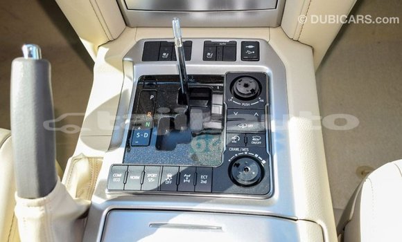 Buy Import Toyota Land Cruiser White Car in Import - Dubai in Dushanbe Buy Import Toyota Land Cruiser White Car in Import - Dubai in Dushanbe