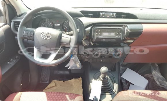 Buy Import Toyota Hilux White Car in Import - Dubai in Dushanbe Buy Import Toyota Hilux White Car in Import - Dubai in Dushanbe