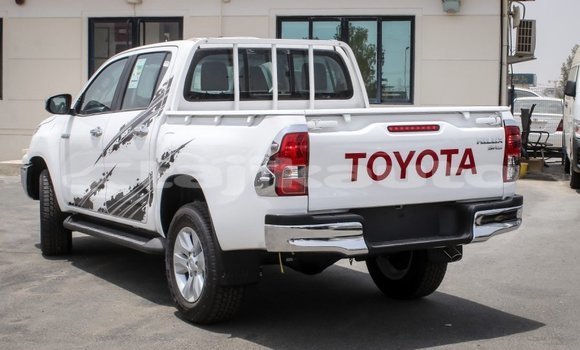 Buy Import Toyota Hilux White Car in Import - Dubai in Dushanbe Buy Import Toyota Hilux White Car in Import - Dubai in Dushanbe