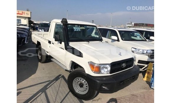 Buy Import Toyota Land Cruiser White Car in Import - Dubai in Dushanbe Buy Import Toyota Land Cruiser White Car in Import - Dubai in Dushanbe