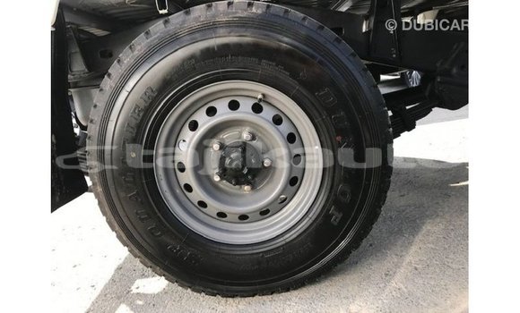 Buy Import Toyota Land Cruiser White Car in Import - Dubai in Dushanbe Buy Import Toyota Land Cruiser White Car in Import - Dubai in Dushanbe