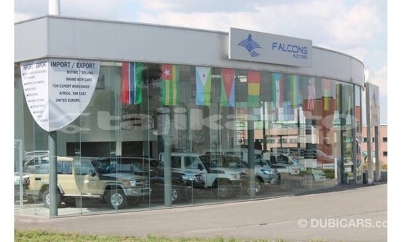 Buy Import Toyota Land Cruiser White Car in Import - Dubai in Dushanbe Buy Import Toyota Land Cruiser White Car in Import - Dubai in Dushanbe