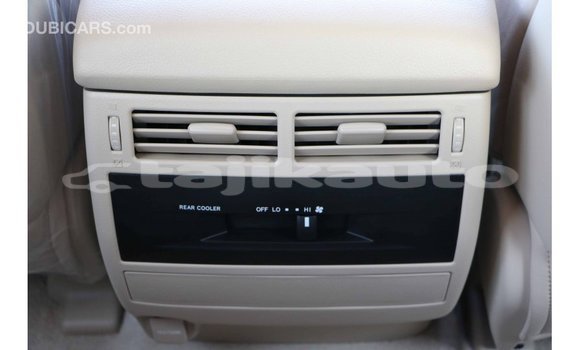Buy Import Toyota Land Cruiser White Car in Import - Dubai in Dushanbe Buy Import Toyota Land Cruiser White Car in Import - Dubai in Dushanbe