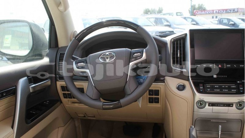 Big with watermark toyota land cruiser dushanbe import dubai 2549