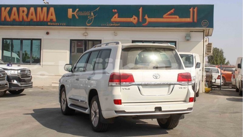 Big with watermark toyota land cruiser dushanbe import dubai 2549