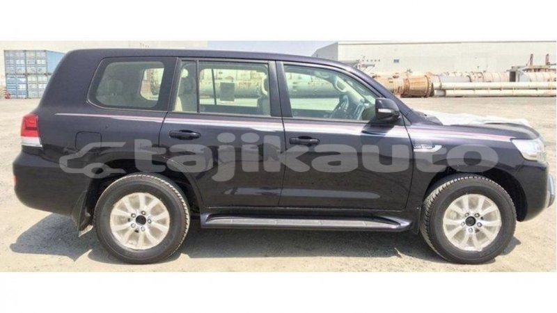 Big with watermark toyota land cruiser dushanbe import dubai 2551