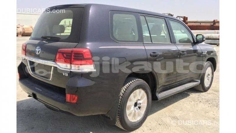 Big with watermark toyota land cruiser dushanbe import dubai 2551