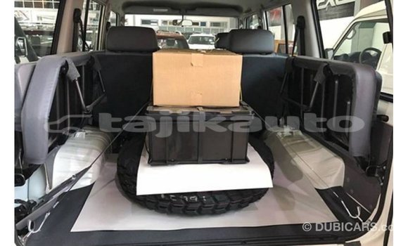 Buy Import Toyota Land Cruiser White Car in Import - Dubai in Dushanbe Buy Import Toyota Land Cruiser White Car in Import - Dubai in Dushanbe