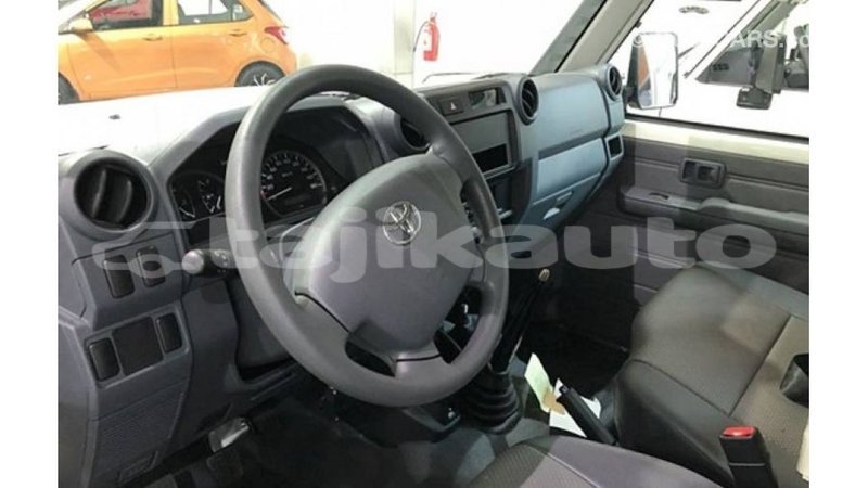 Big with watermark toyota land cruiser dushanbe import dubai 2572