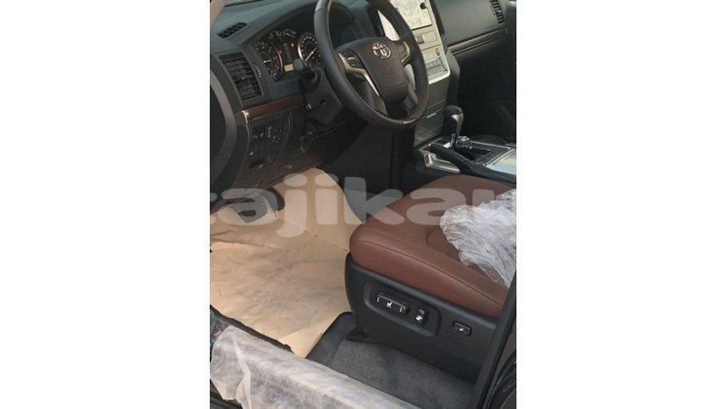 Big with watermark toyota land cruiser dushanbe import dubai 2578