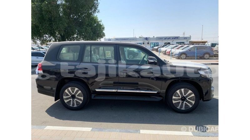 Big with watermark toyota land cruiser dushanbe import dubai 2579