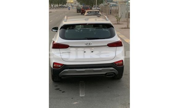 Buy Import Hyundai Santa Fe White Car in Import - Dubai in Dushanbe Buy Import Hyundai Santa Fe White Car in Import - Dubai in Dushanbe