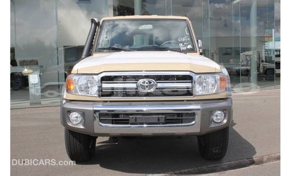 Buy Import Toyota Land Cruiser Beige Car in Import - Dubai in Dushanbe Buy Import Toyota Land Cruiser Beige Car in Import - Dubai in Dushanbe