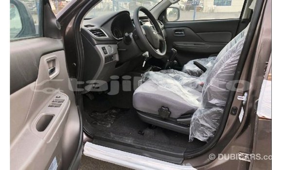 Buy Import Mitsubishi L200 Brown Car in Import - Dubai in Dushanbe Buy Import Mitsubishi L200 Brown Car in Import - Dubai in Dushanbe