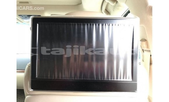 Buy Import Toyota Land Cruiser White Car in Import - Dubai in Dushanbe Buy Import Toyota Land Cruiser White Car in Import - Dubai in Dushanbe